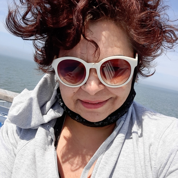 Meet your Posher, Vashti - Picture 4 of 16